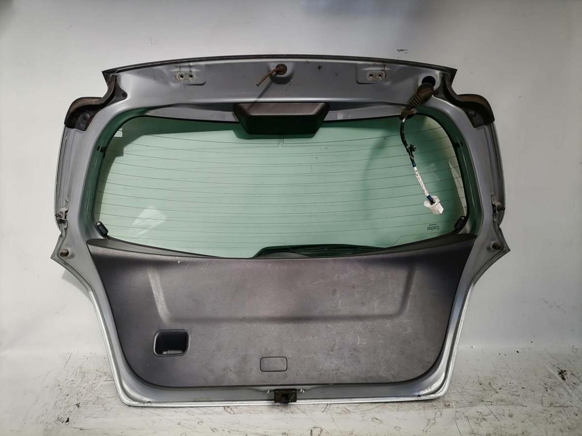 Toyota Yaris XP9 original Heckklappe mit Heckscheibe Silber Bj.2006